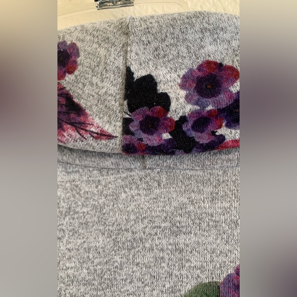 Passport Cowl Neck Sweater - Gray with Floral Accents - Picture 4 of 5